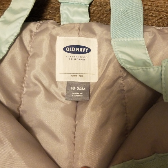 Old Navy snow pants - Picture 2 of 5